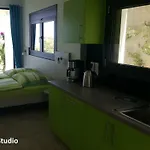 Olivia شقة *